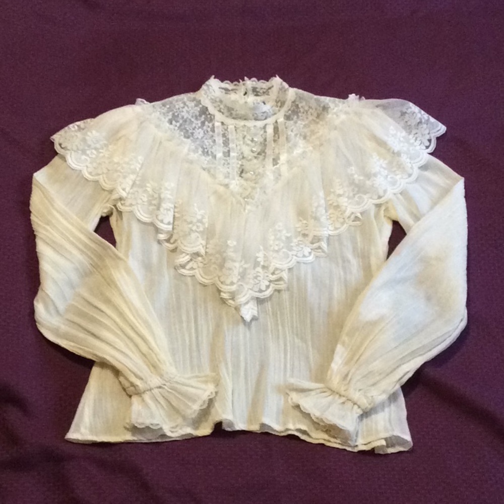 Jessica’s Gunnies (Gunne Sax) Vintage blouse EUC!